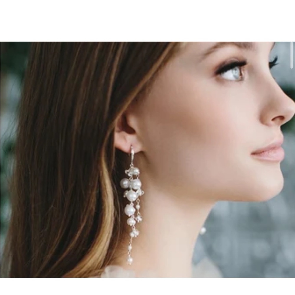DARETH COLBURN Wedding Earrings NWT